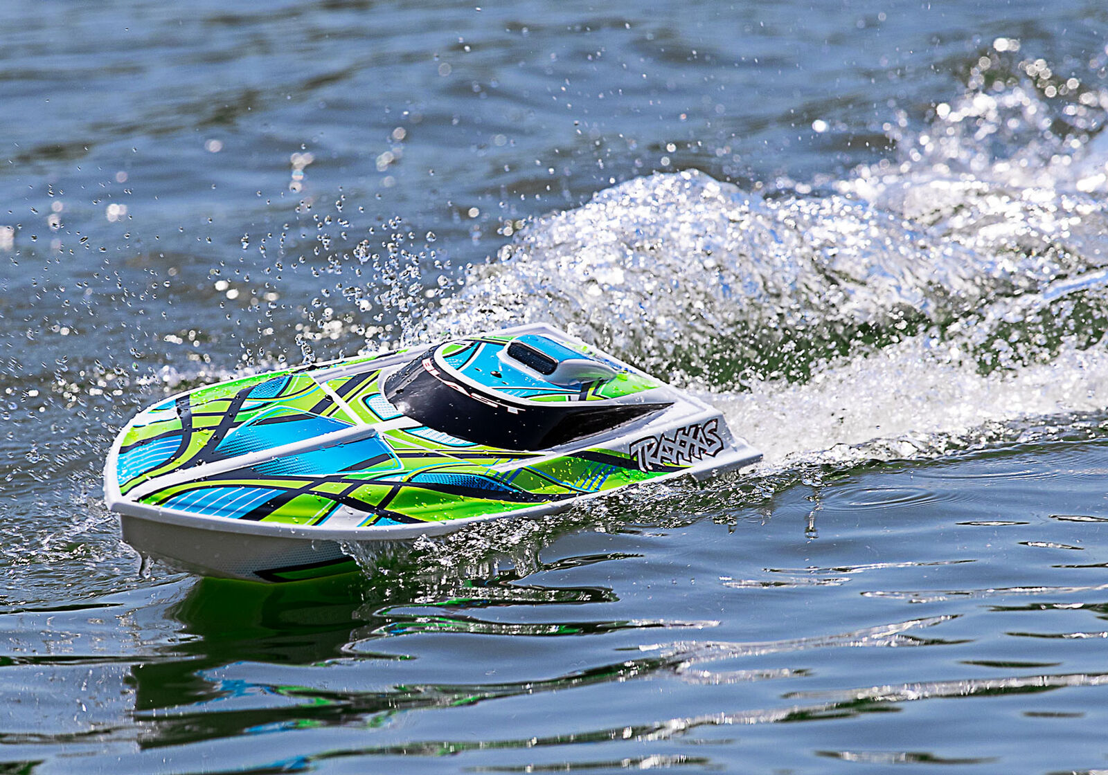 Blast Rtr Boat W/Esc With Tq Radio System (GRN)