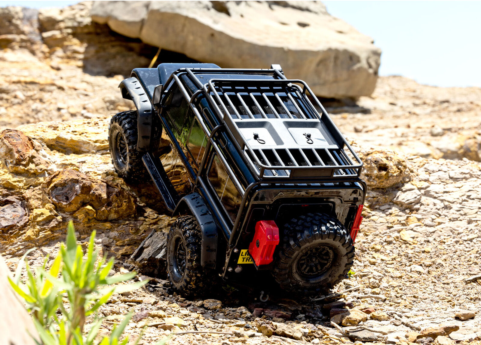 TRX-4 1/10 Scale Trail Rock Crawler W/Land Rover Defender Body