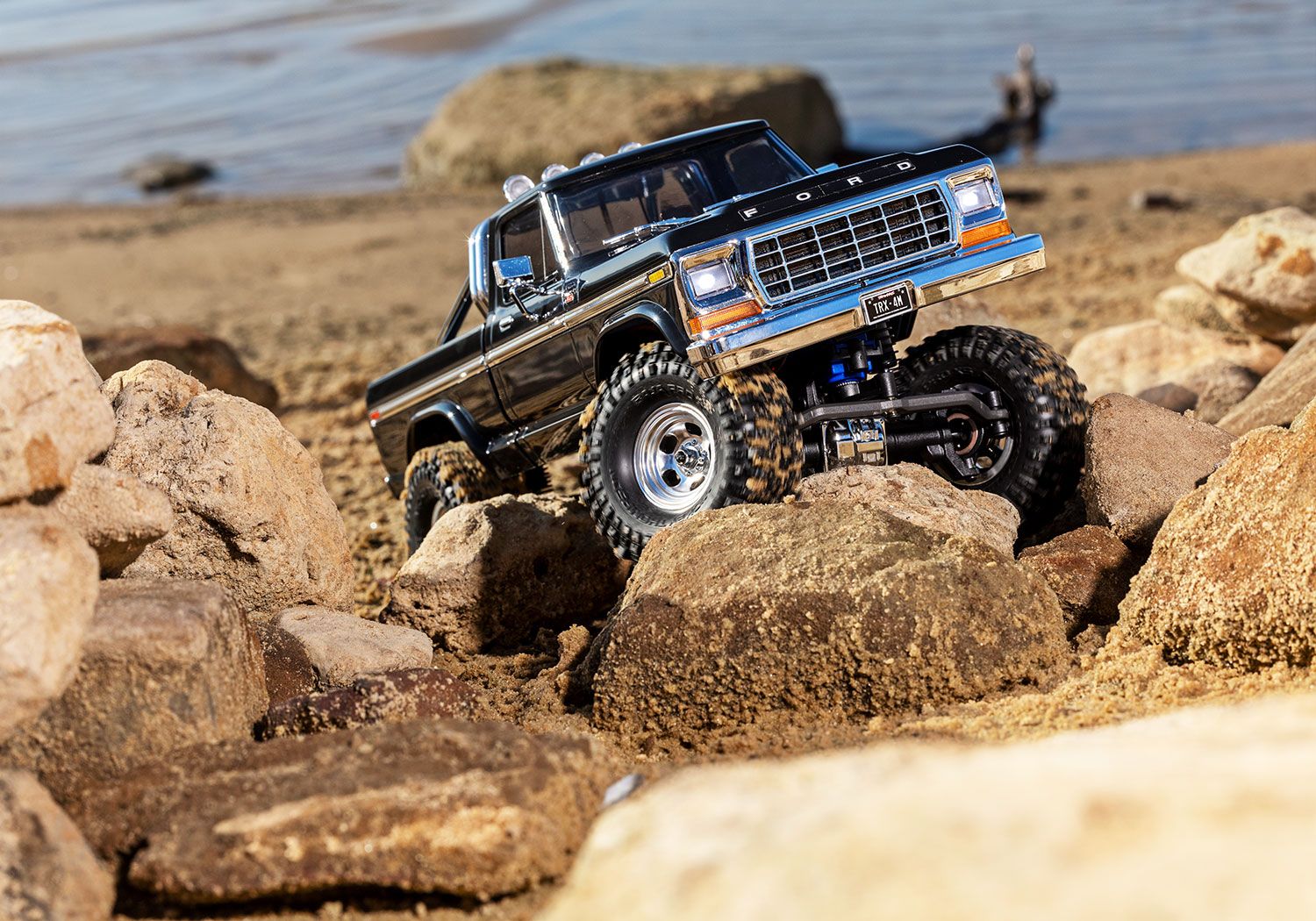 TRX-4M RTR Ford F-150 High Trail Edition 1/18 Rock Crawler