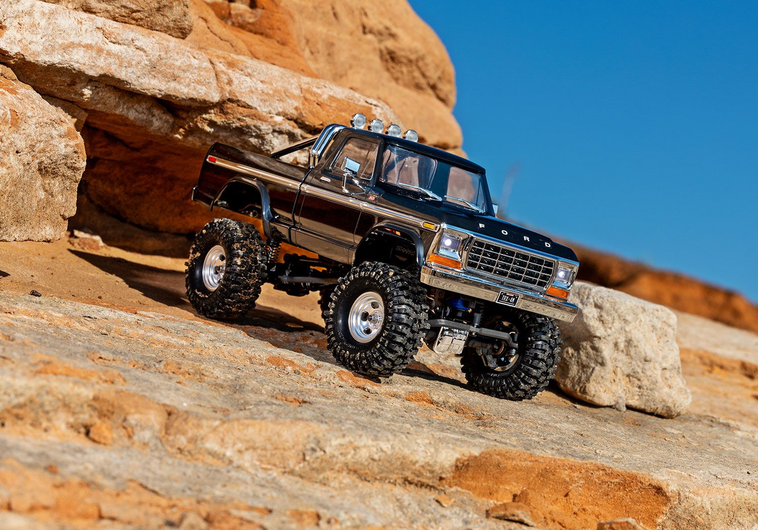 TRX-4M RTR Ford F-150 High Trail Edition 1/18 Rock Crawler