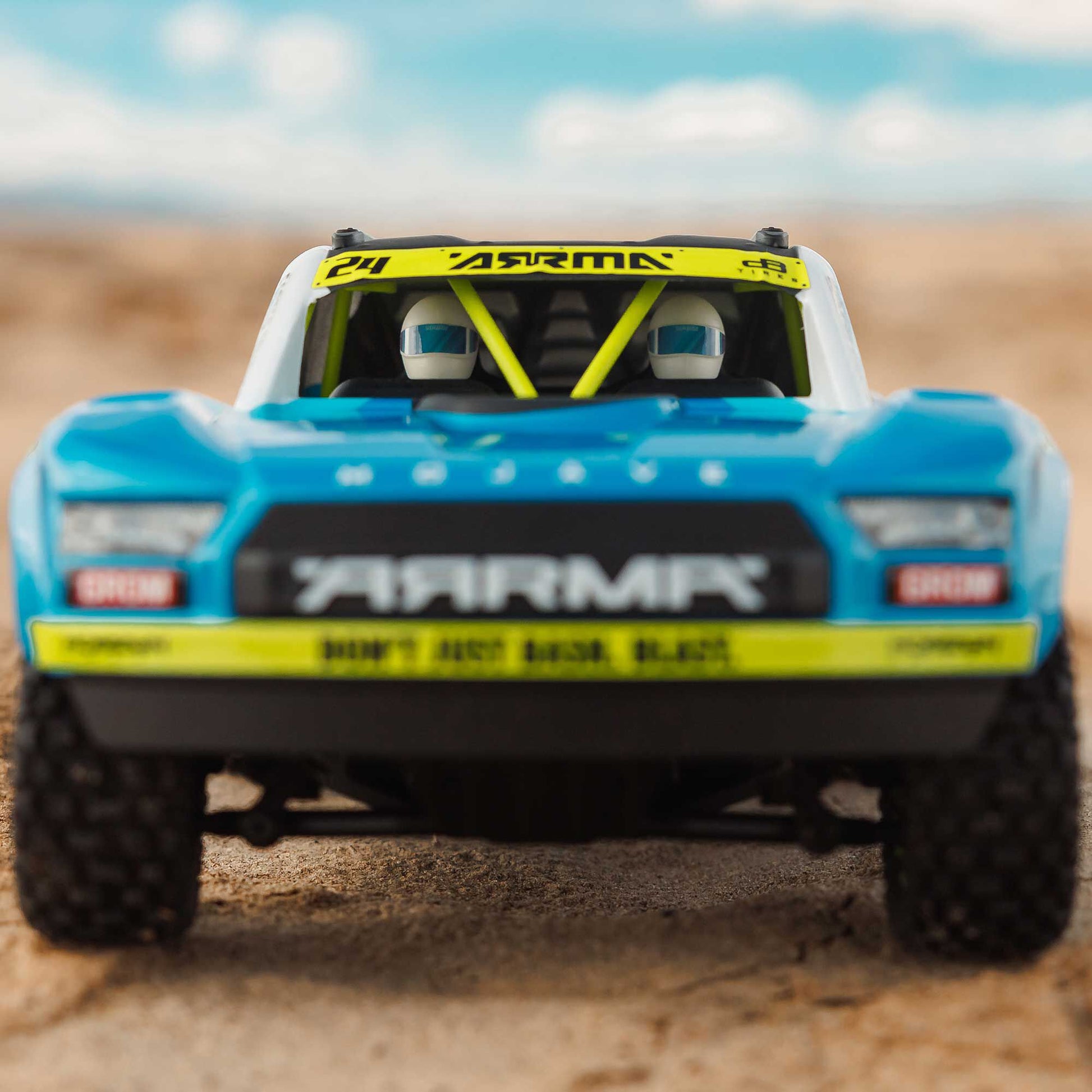 MOJAVE GROM 4x4 SMART Small Scale Desert Truck (Blue/White)