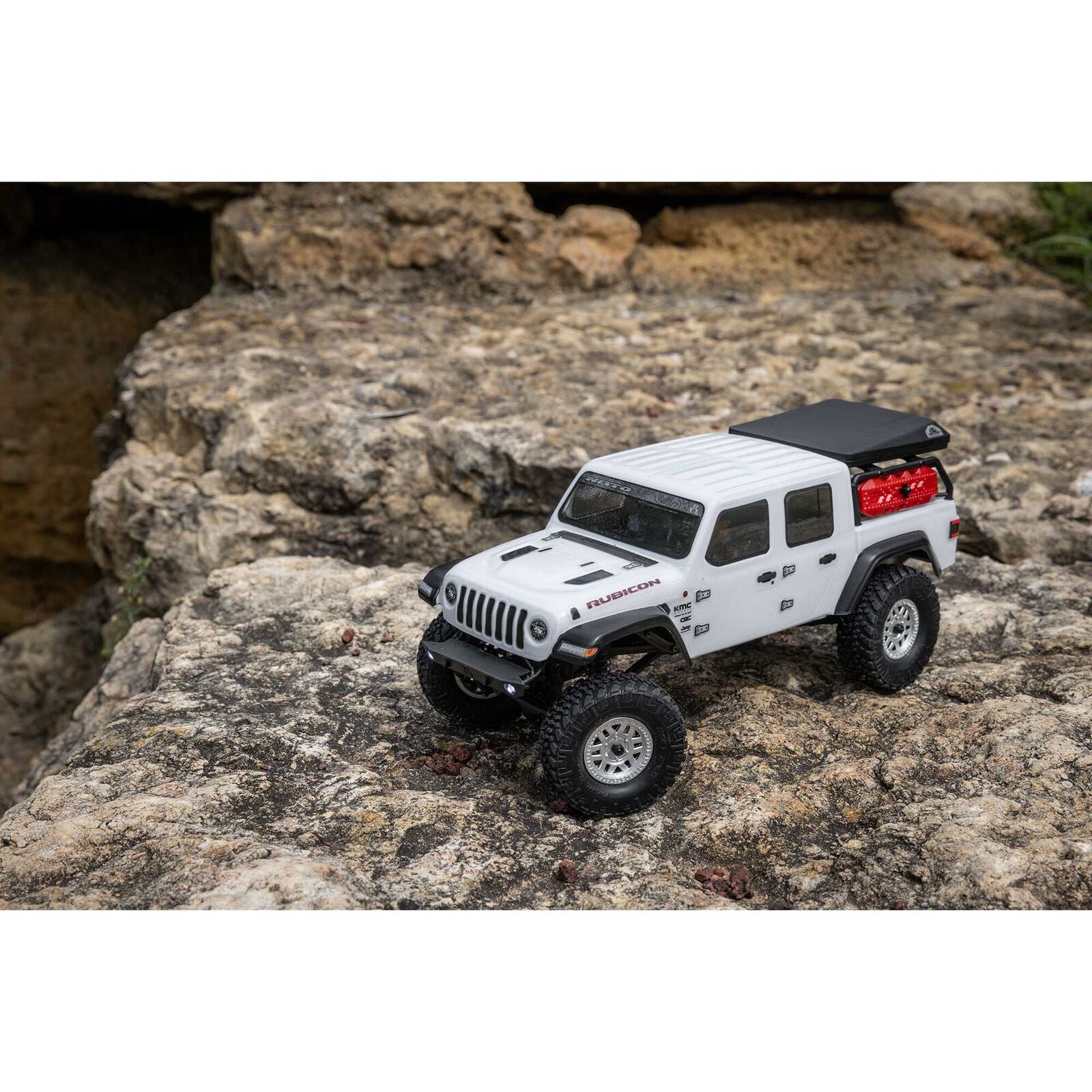 1/24 SCX24 Jeep JT Gladiator 4WD Rock Crawler Brushed RTR White