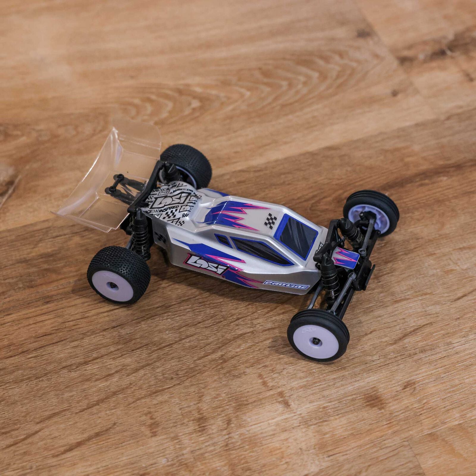 Micro-B 2WD Buggy, Silver RTR