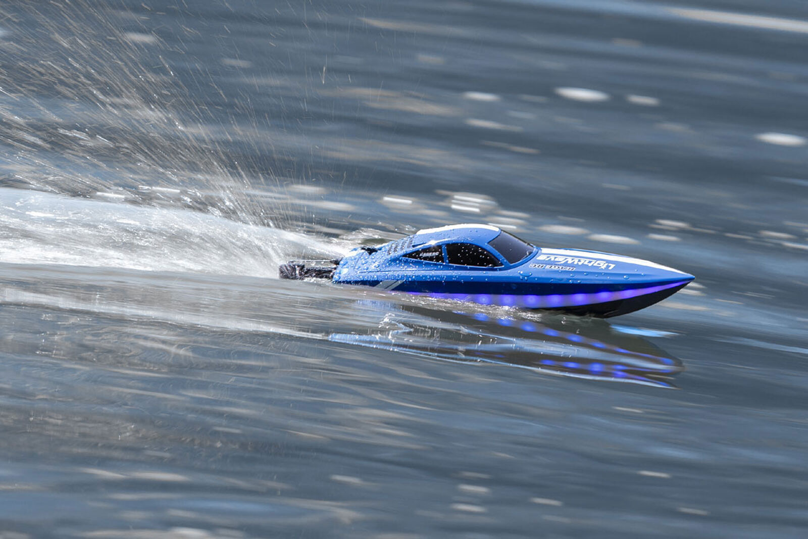 LightWave Electric Micro RTR Boat (Blue)