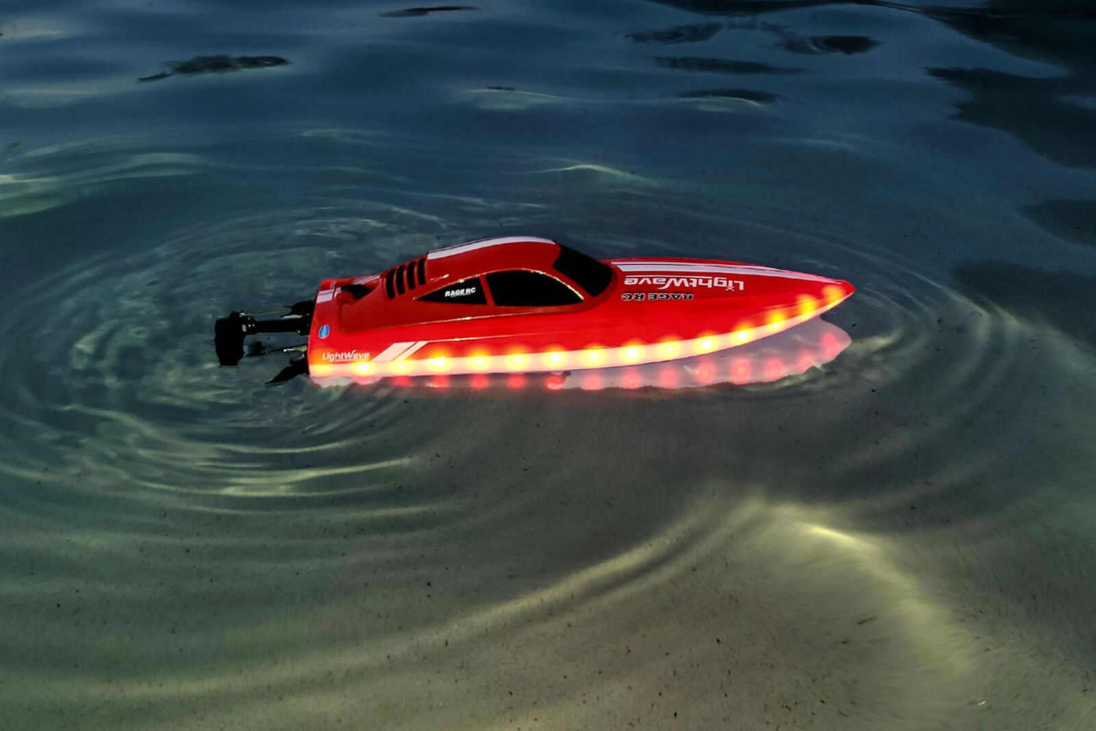 LightWave Electric Micro RTR Boat (Red)